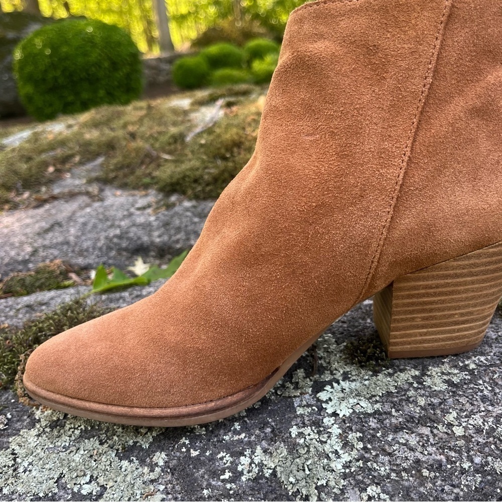 Dolce Vita Rila Cognac Brown Suede Block Heel Ankle Boots Size 6.5 - Picture 8 of 16